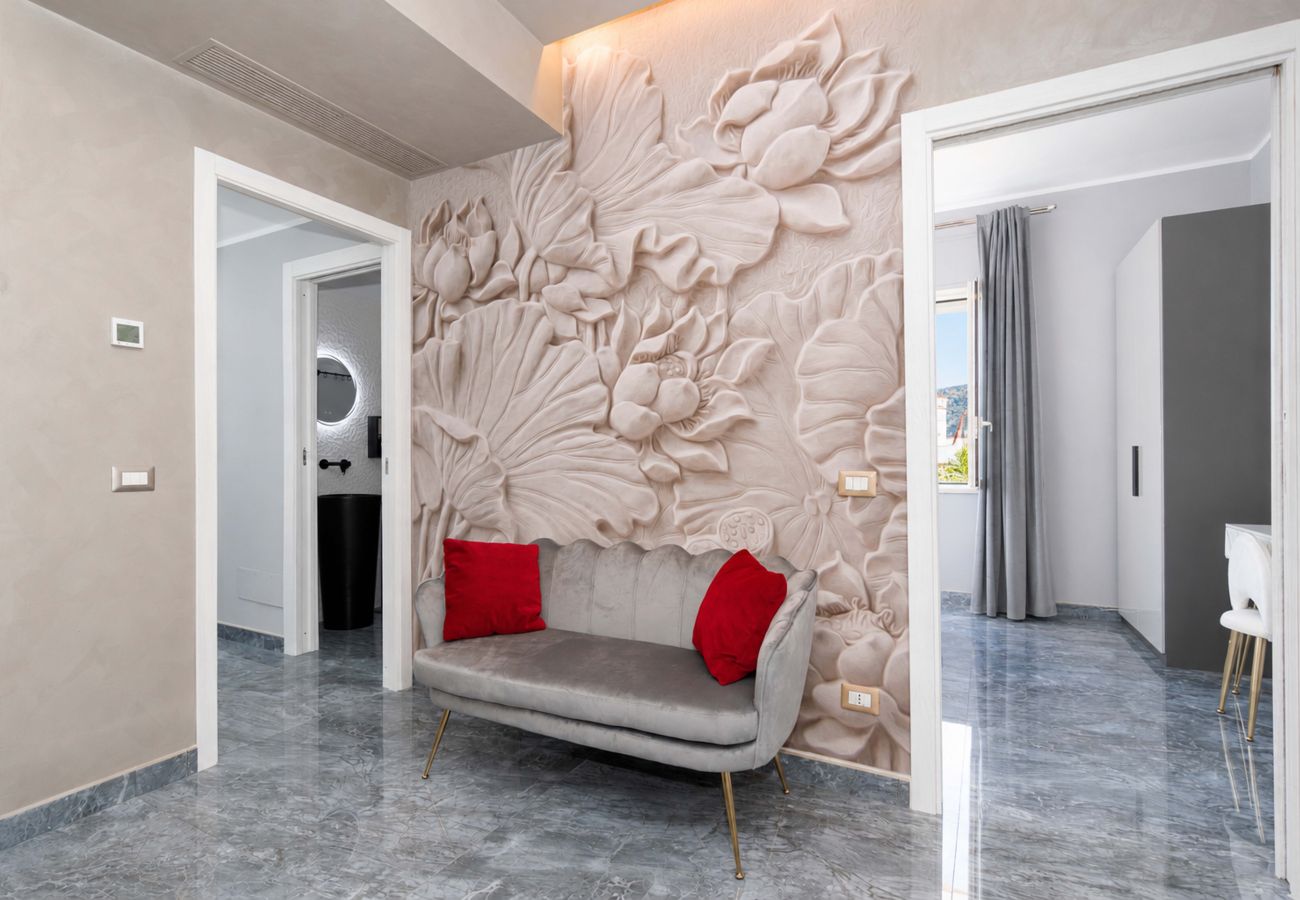 Villa in Massa Lubrense - AMORE RENTALS - Villa Caruso with Private Pool in Sant’Agata sui Due Golfi