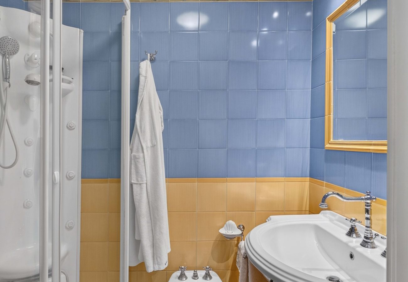 Villa in Castellammare di Stabia - AMORE RENTALS - Villa Imma with Swimming Pool and Sea View