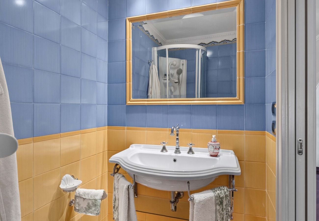 Villa in Castellammare di Stabia - AMORE RENTALS - Villa Imma with Swimming Pool and Sea View