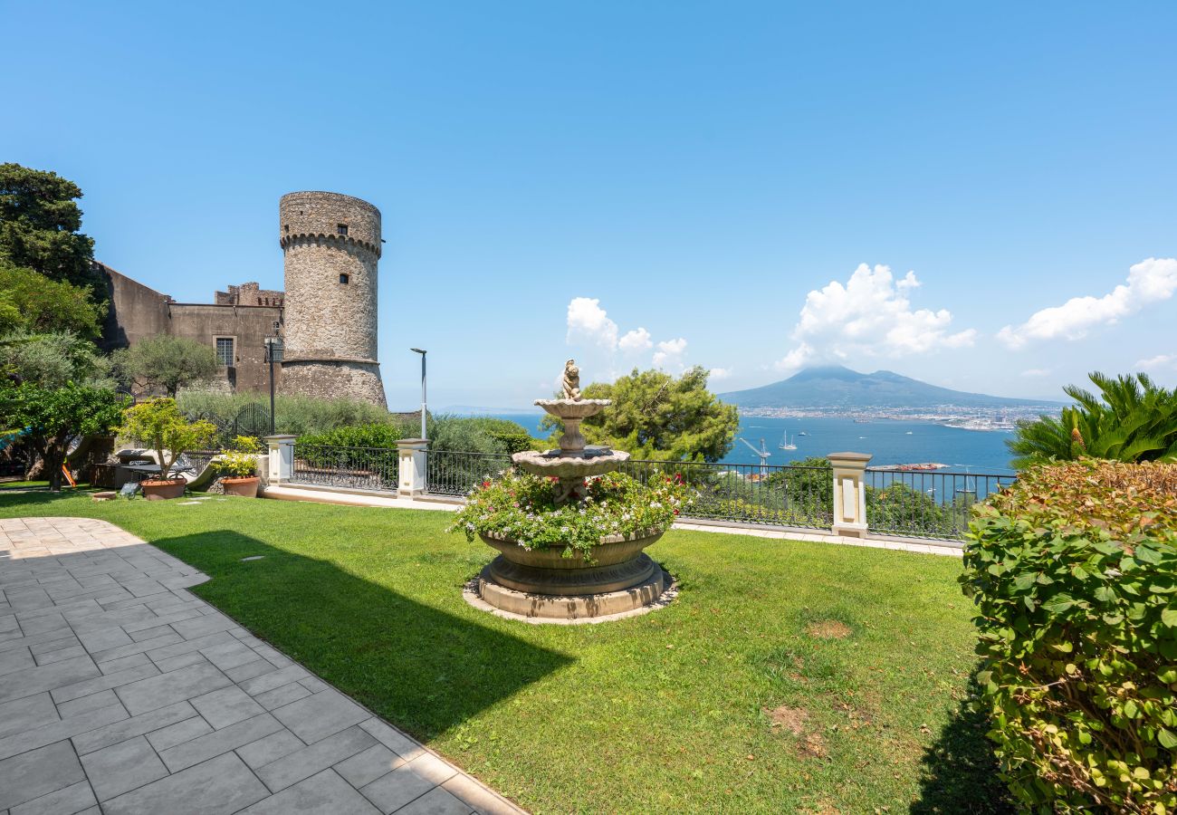 Villa in Castellammare di Stabia - AMORE RENTALS - Villa Imma with Swimming Pool and Sea View