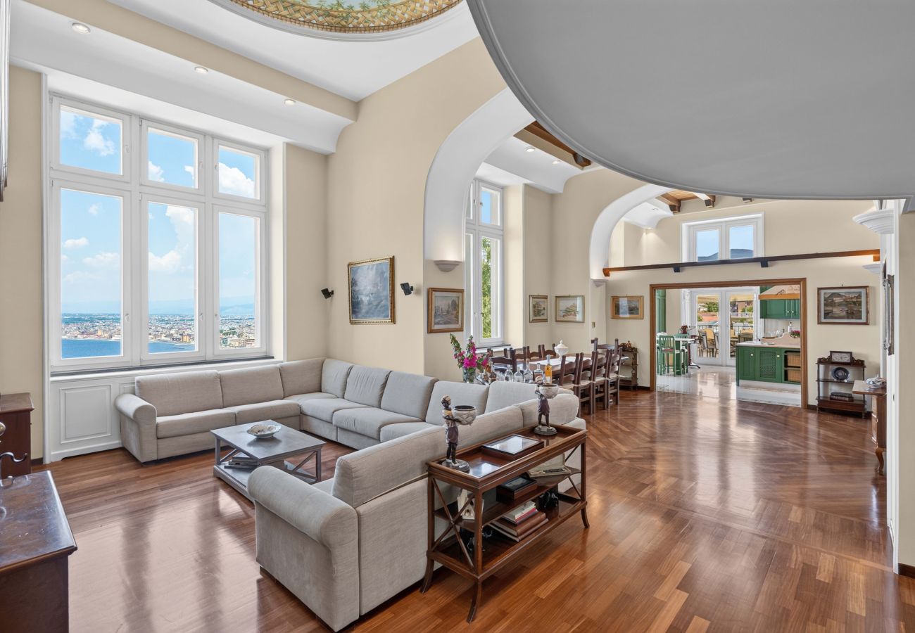 Villa in Castellammare di Stabia - AMORE RENTALS - Villa Imma with Swimming Pool and Sea View