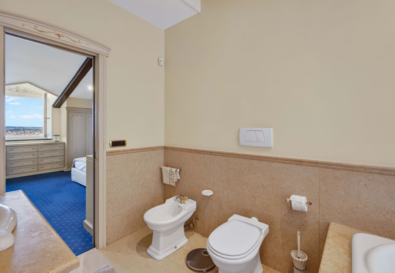 Villa in Castellammare di Stabia - AMORE RENTALS - Villa Imma with Swimming Pool and Sea View